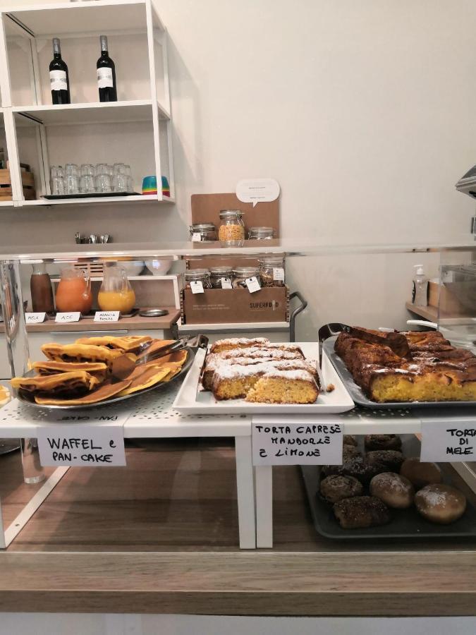 Hotel Iride Suite & Breakfast- Ideale Per Famiglie E Coppie Ричоне Екстериор снимка